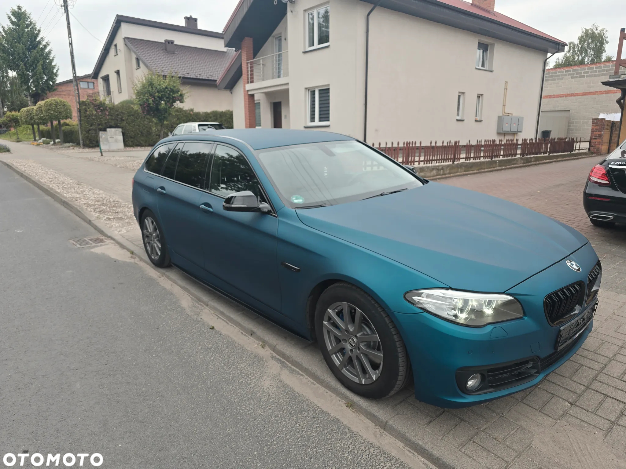 BMW Seria 5 530d Touring Modern Line - 2