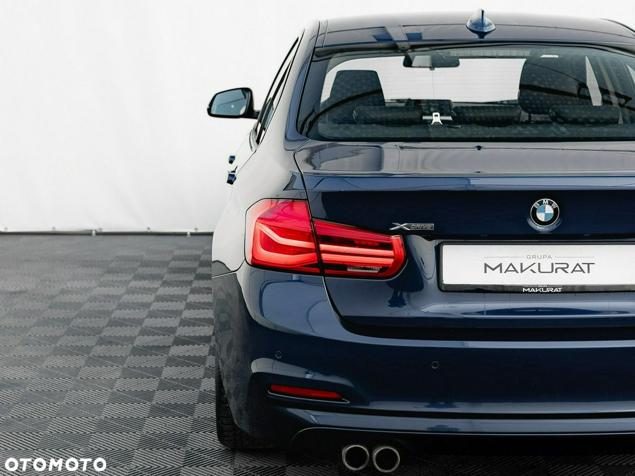 BMW Seria 3 330i xDrive Advantage - 12