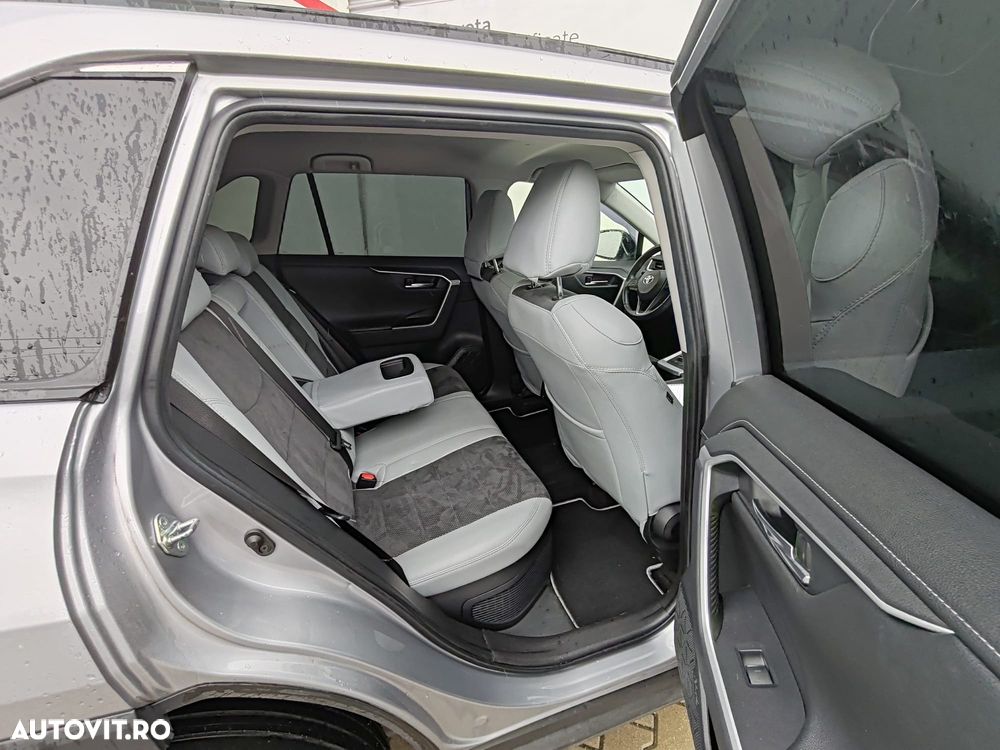 Toyota RAV4 2.5 VVT-iE 4x4 Dynamic - 8