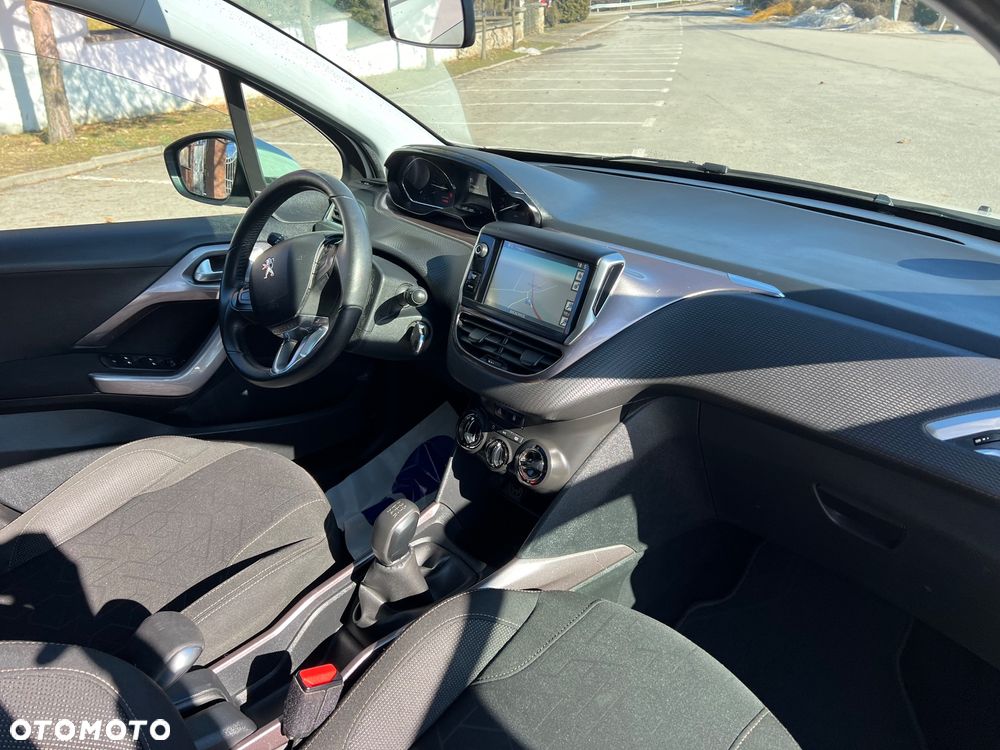 Peugeot 2008 PureTech 82 Urban Move - 8