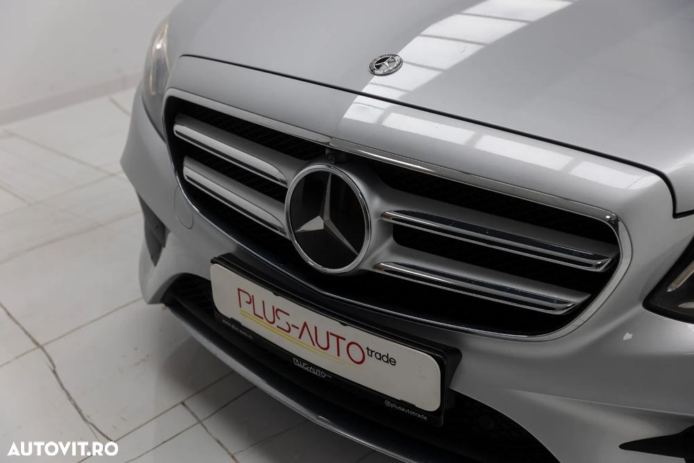 Mercedes-Benz E 220 d 4MATIC Aut. - 27