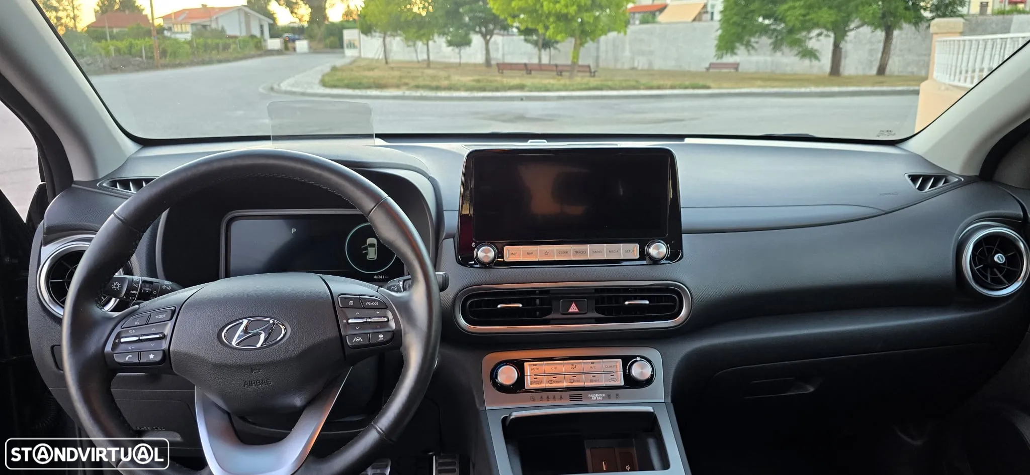 Hyundai Kauai EV 64 kWh Vanguard+TMS - 10