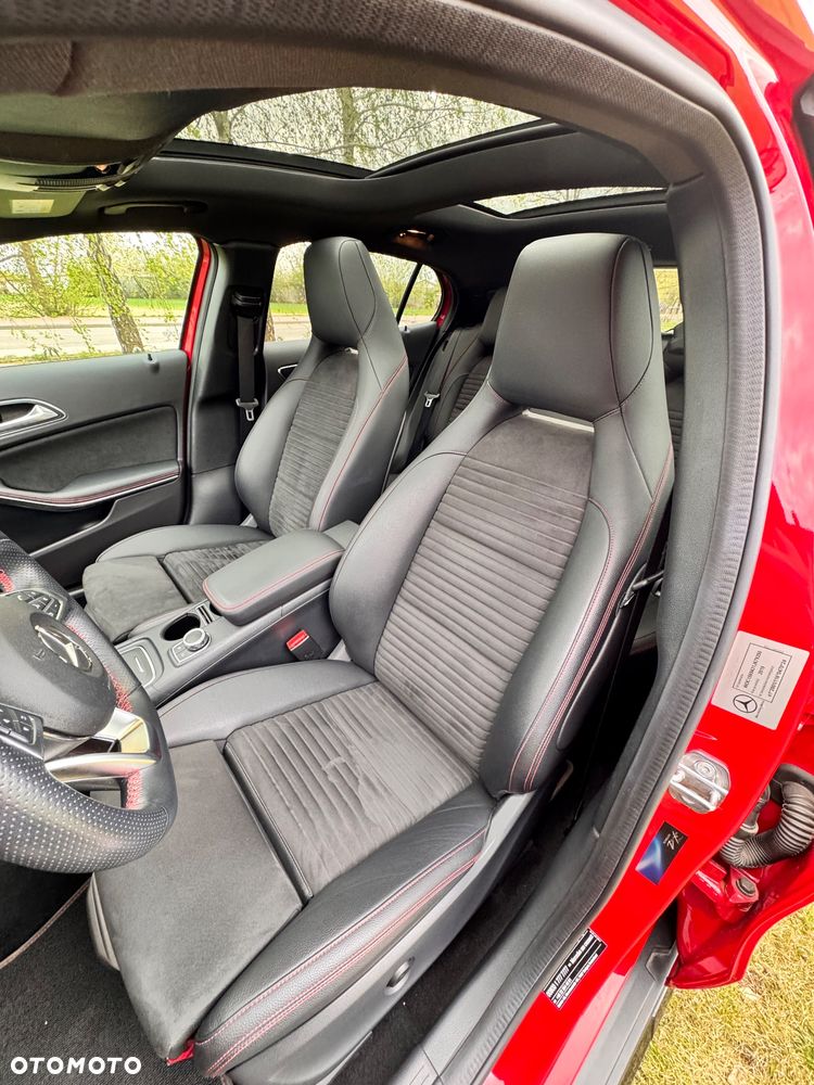 Mercedes-Benz GLA 200 7G-DCT AMG Line - 11