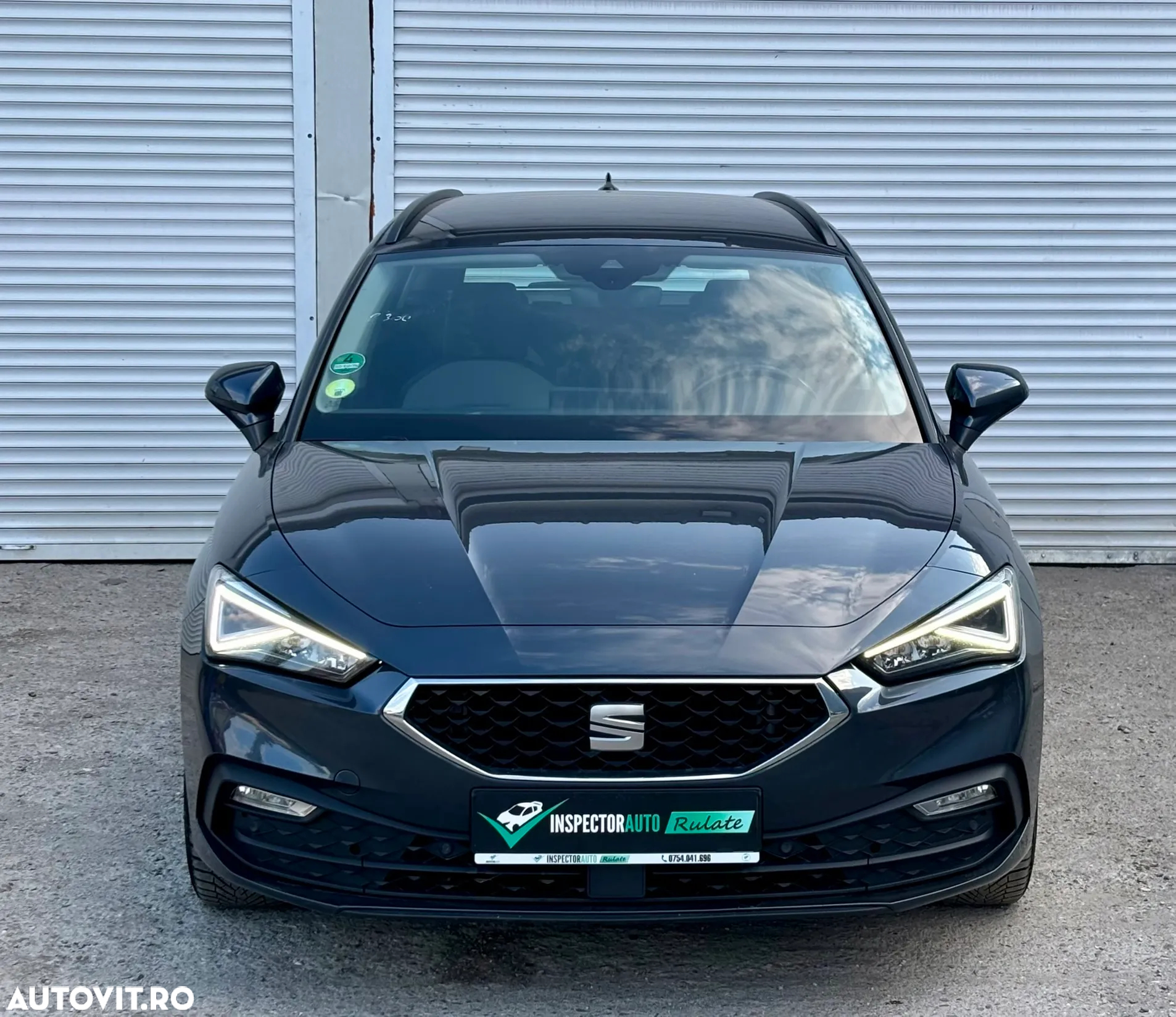 Seat Leon Sportstourer 2.0 TDI DSG Style Edition - 6