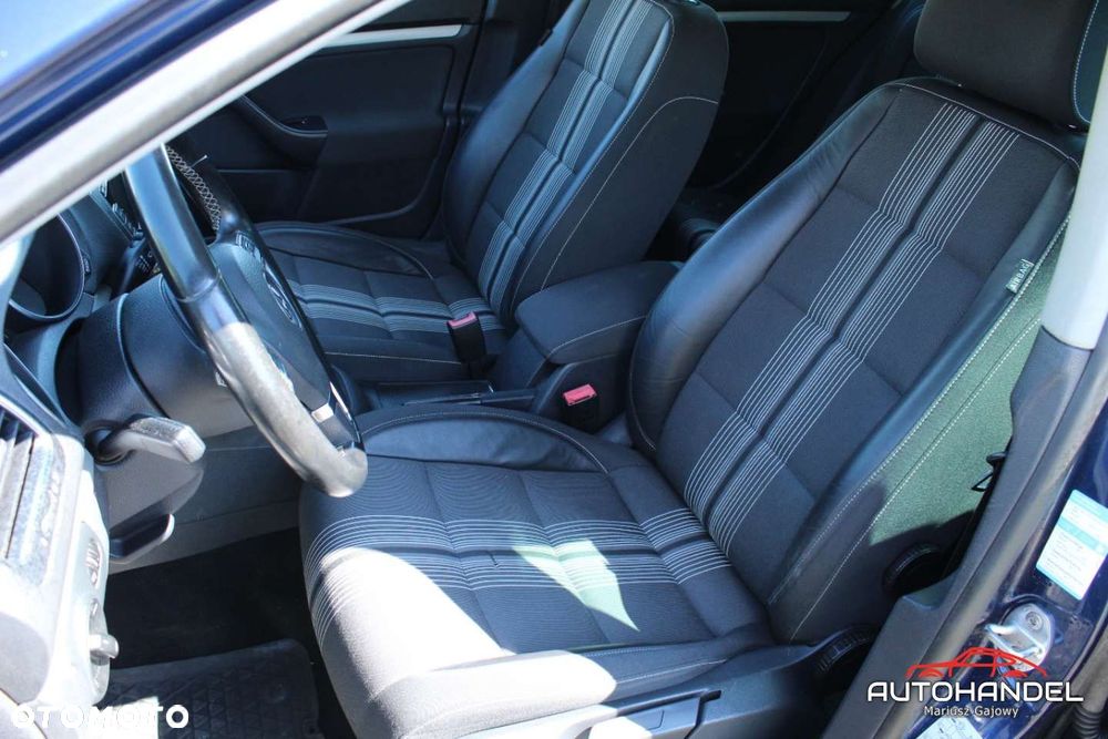 Volkswagen Golf - 7