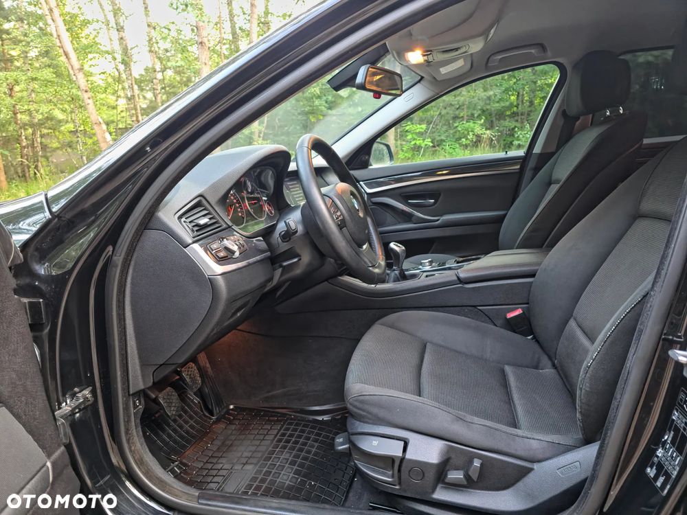 BMW Seria 5 520d - 11