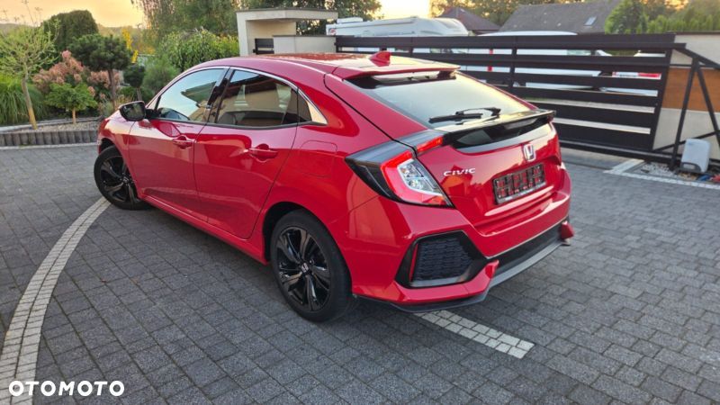 Honda Civic 1.0 i-VTEC Turbo Comfort Sport Line - 4