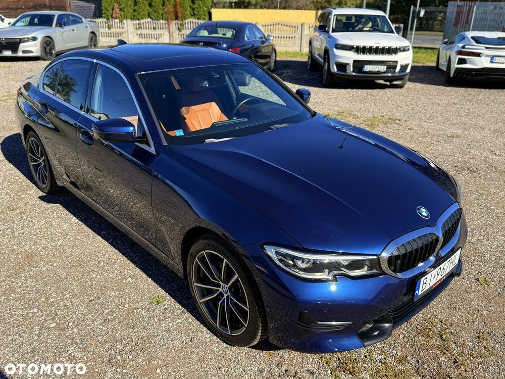 BMW Seria 3 330i xDrive - 5