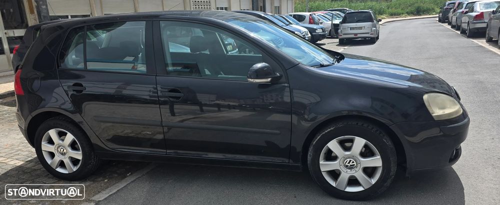 VW Golf 2.0 TDi Confortline - 3