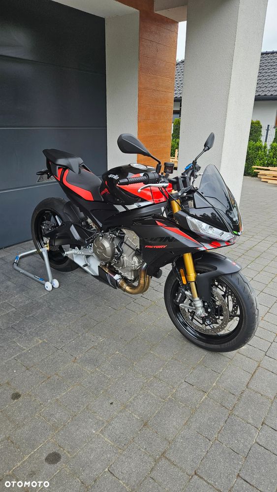 Aprilia Tuono - 3