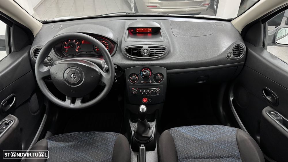 Renault Clio 1.2 16V Dynamique - 20