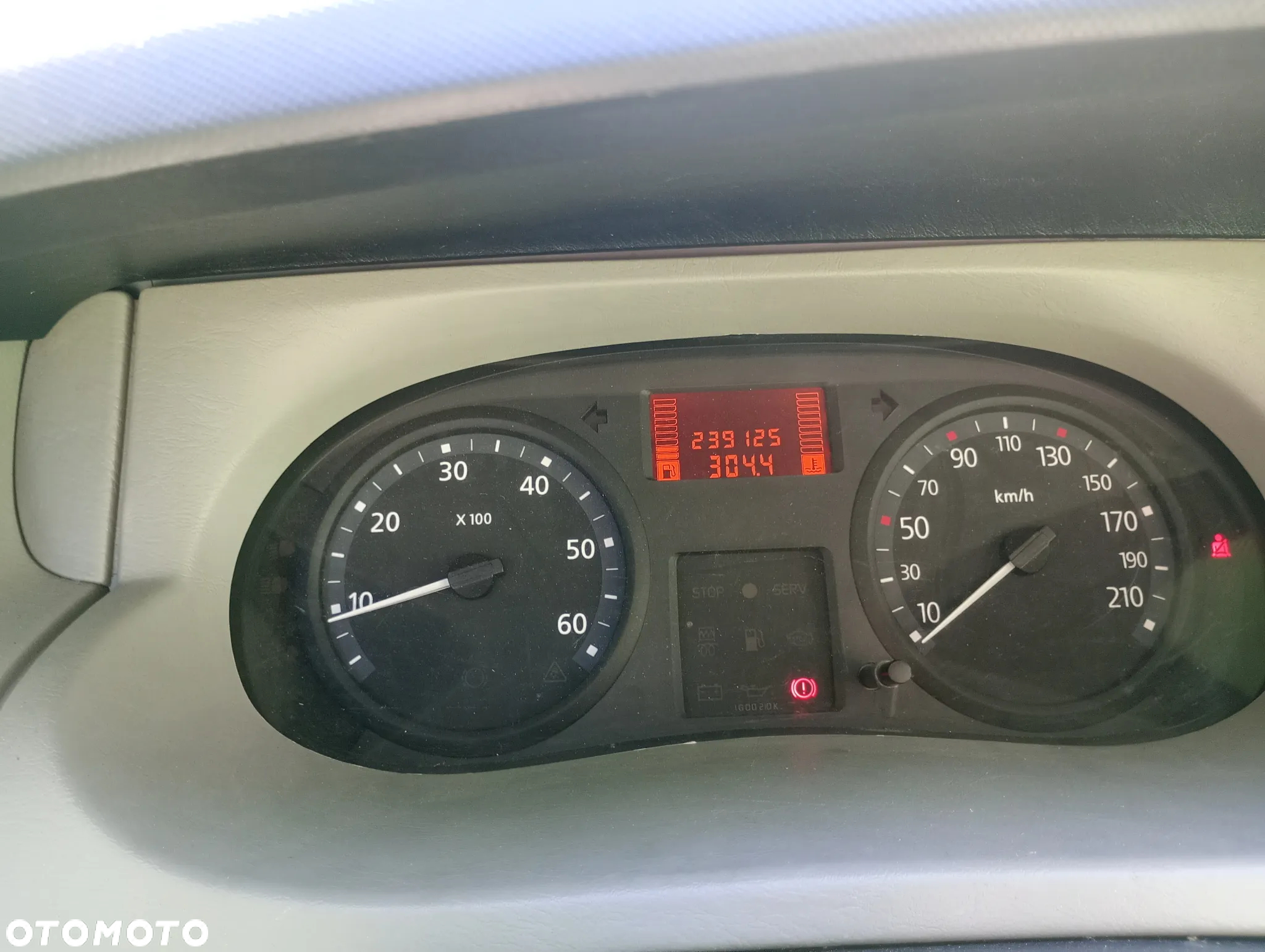 Renault Trafic - 14