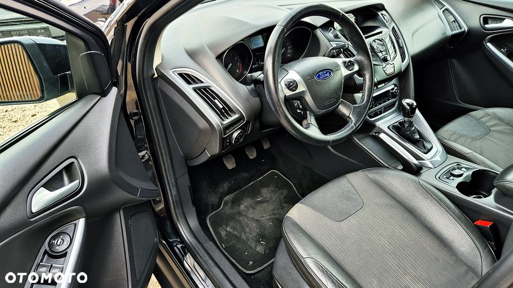 Ford Focus 1.6 Titanium - 31