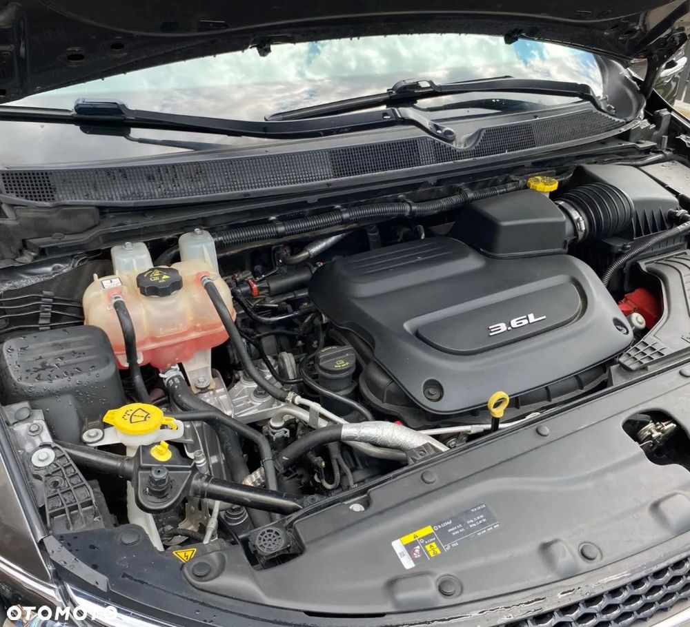 Chrysler Pacifica - 13