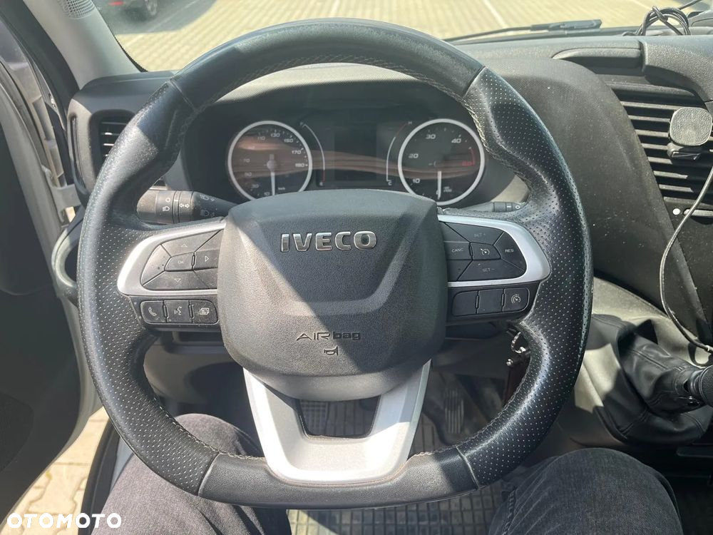Iveco DAILY - 18