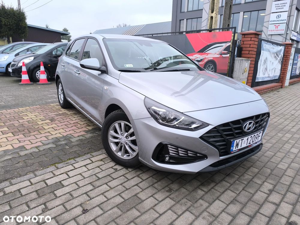 Hyundai i30 1.5 DPI Classic + - 1