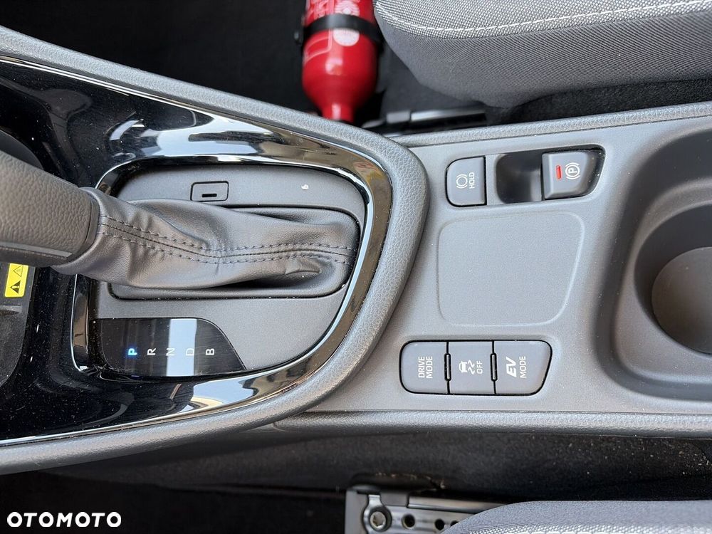 Toyota Yaris Hybrid 1.5 Style - 25