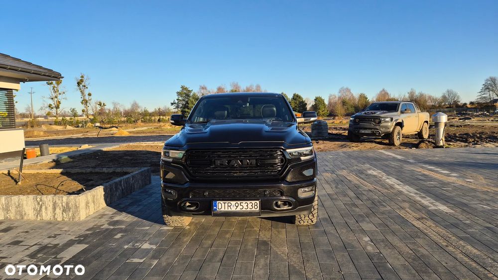 RAM 1500 5.7 Crew Cab Shortbed Limited Black - 2