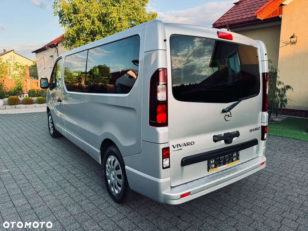 Opel Vivaro - 19