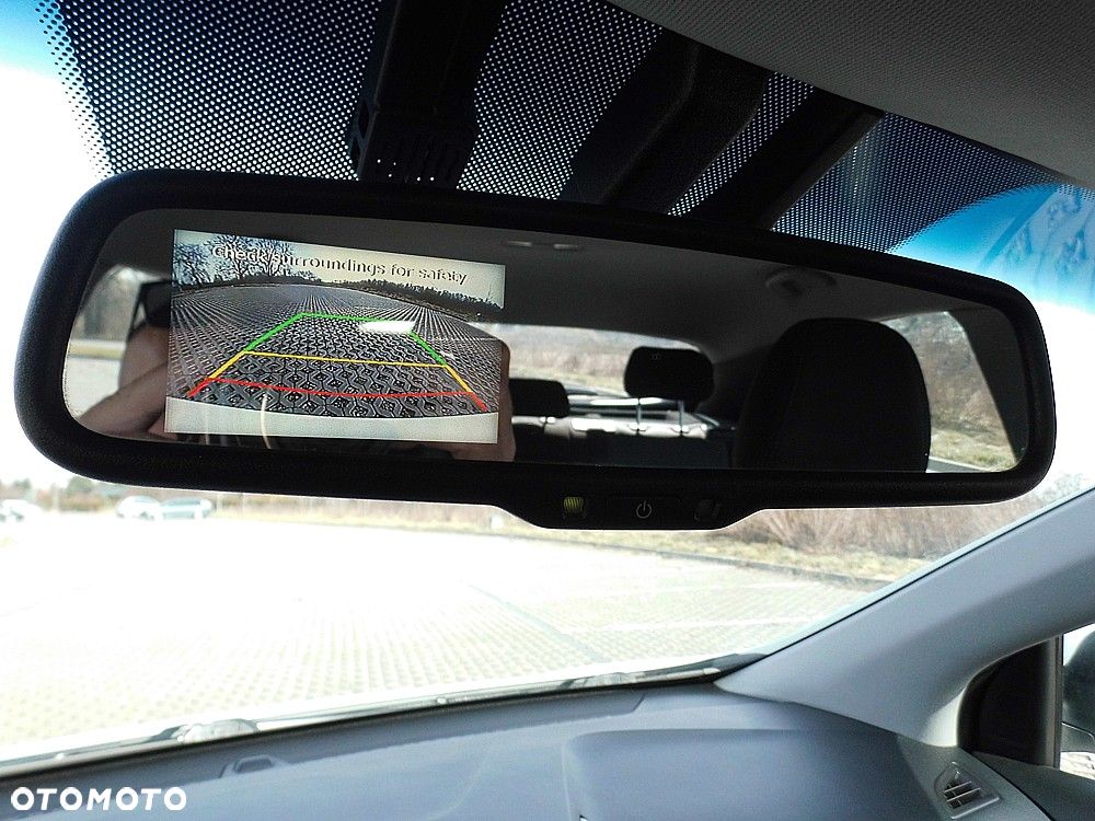 Hyundai i30 1.6 CRDi Fifa World Cup Edition - 32