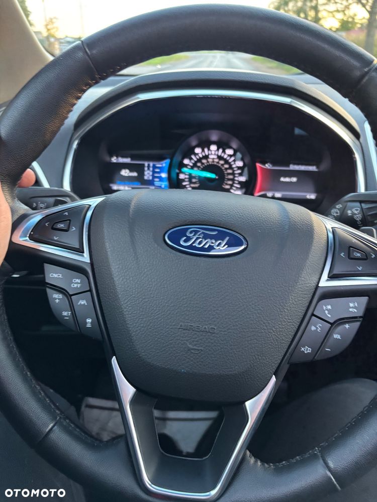 Ford Inny - 17