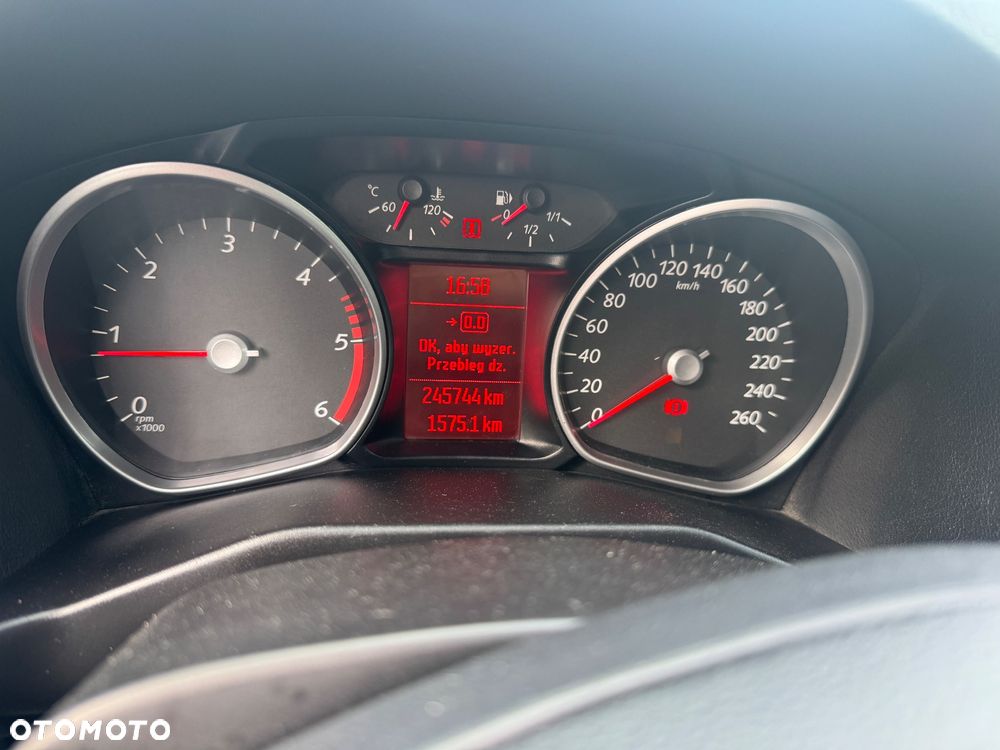 Ford Mondeo 2.0 TDCi Ghia - 17