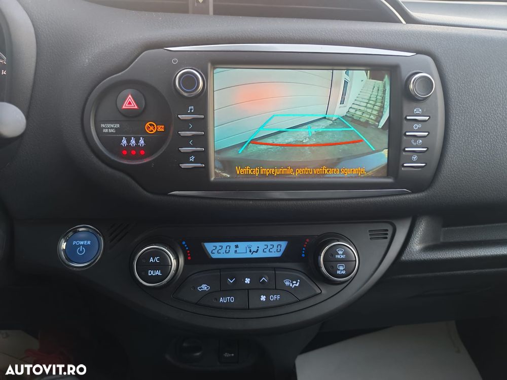 Toyota Yaris 1.5 VVT-i Y20 Club - 9