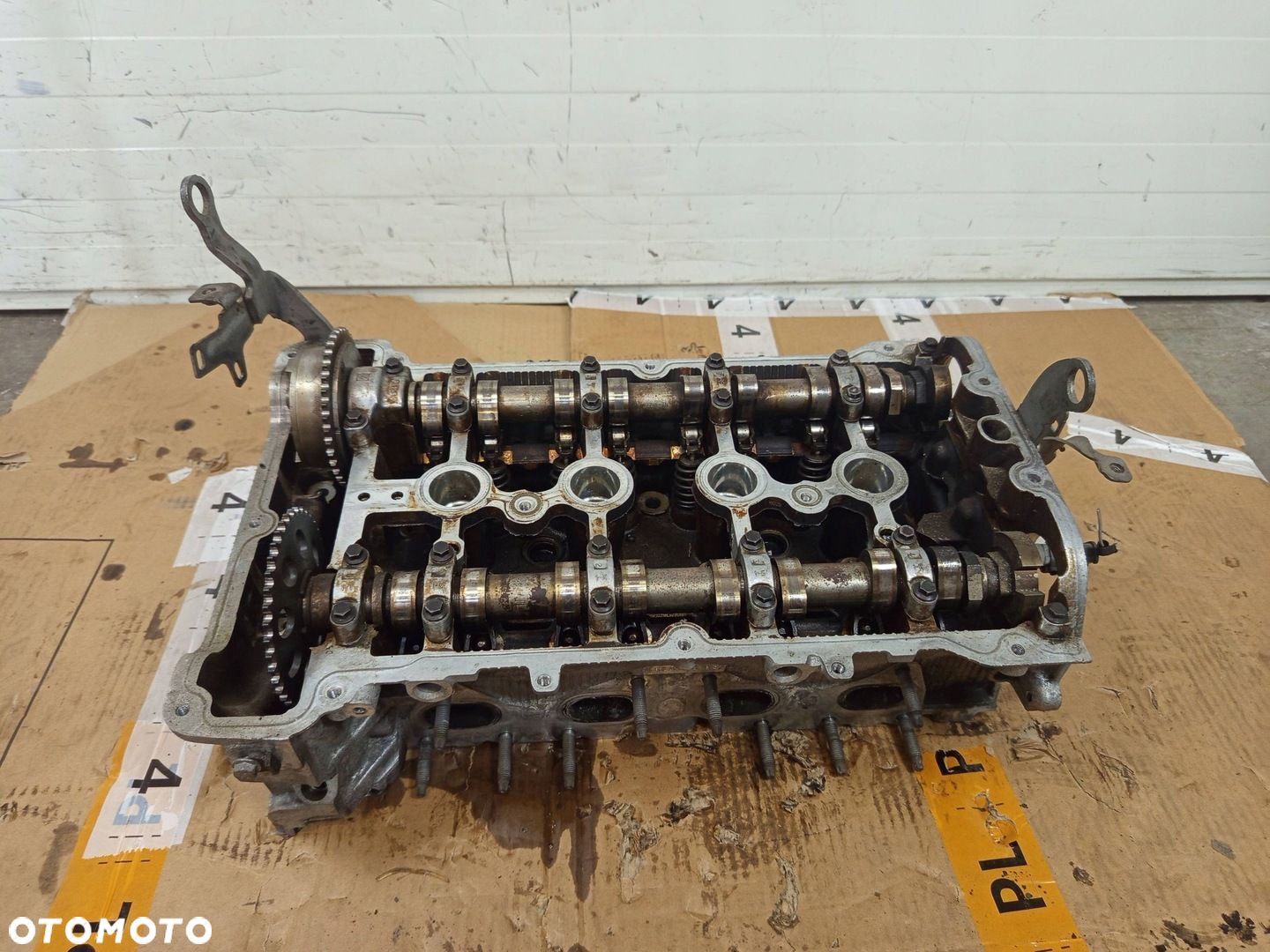 GŁOWICA WAŁKI 1.6 THP PEUGEOT 308 508 CITROEN C4 C5 DS5 DS4 MINI 753471080 - 1