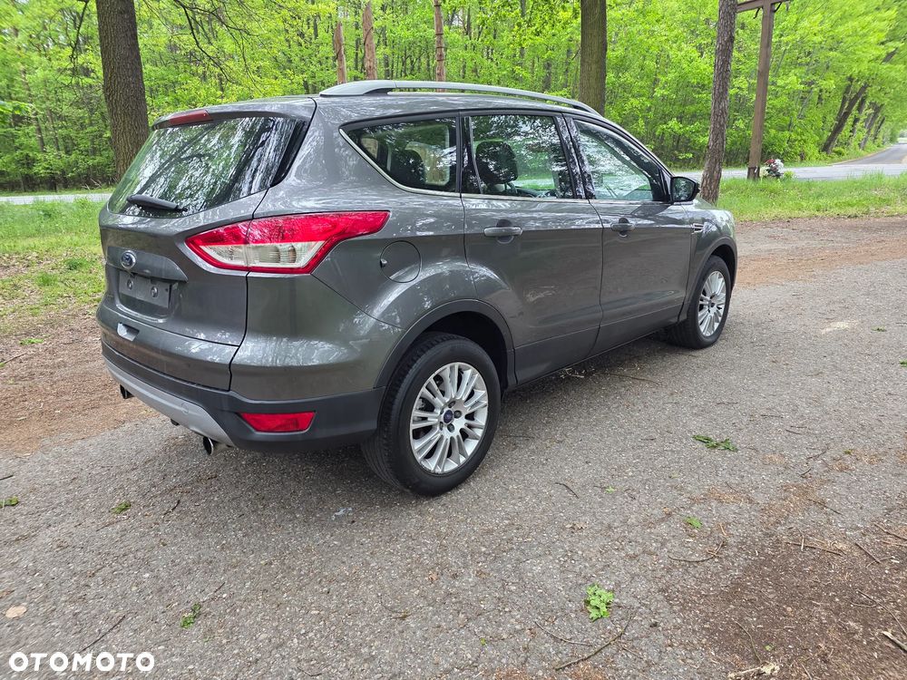 Ford Kuga 2.0 TDCi 4WD Titanium - 5