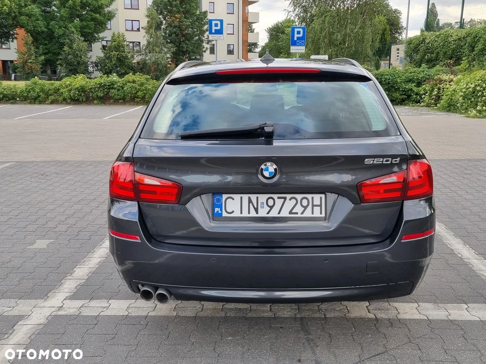 BMW Seria 5 520d - 5