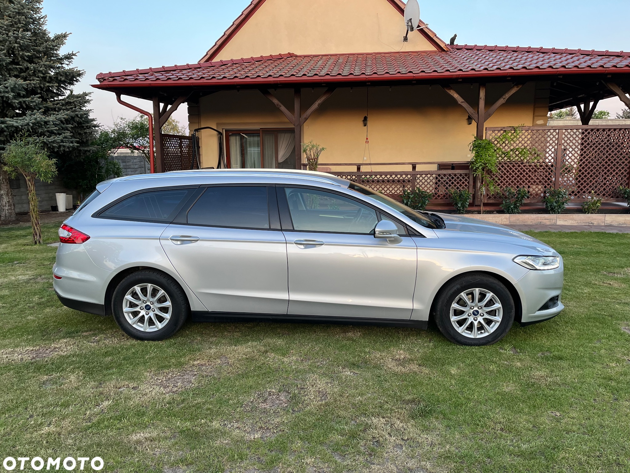 Ford Mondeo - 4