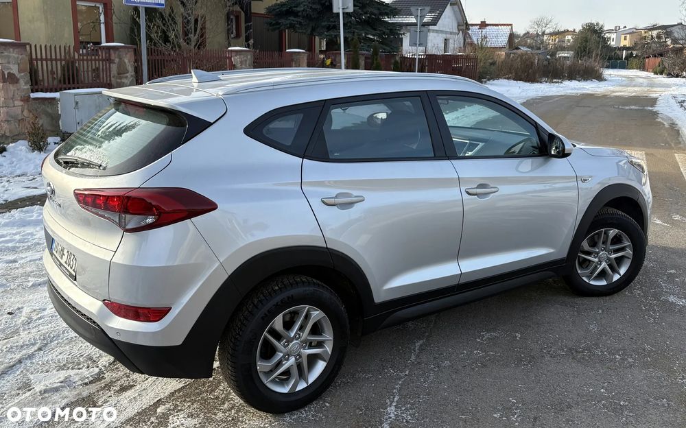 Hyundai Tucson blue 1.7 CRDi 2WD Style - 11