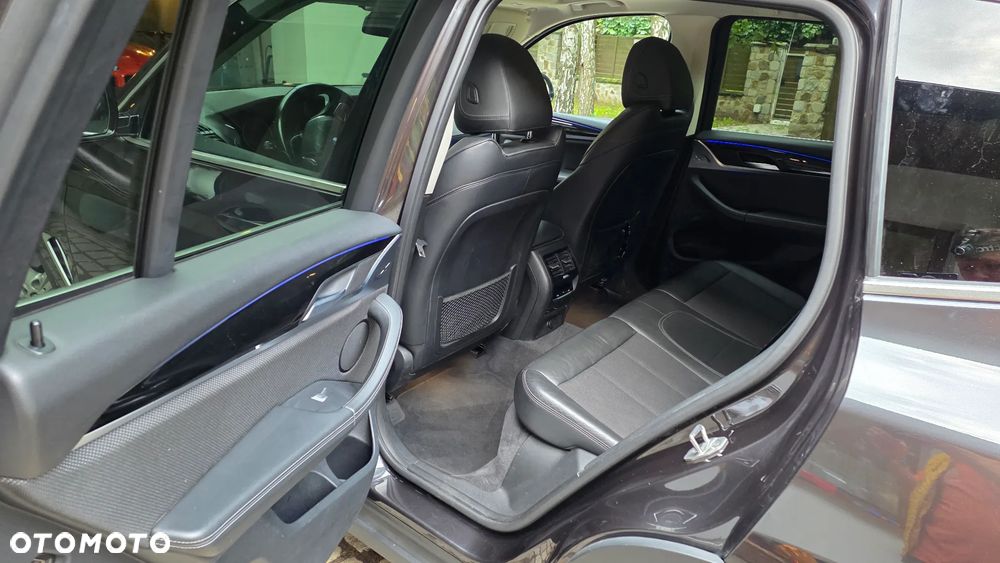 BMW X3 - 21