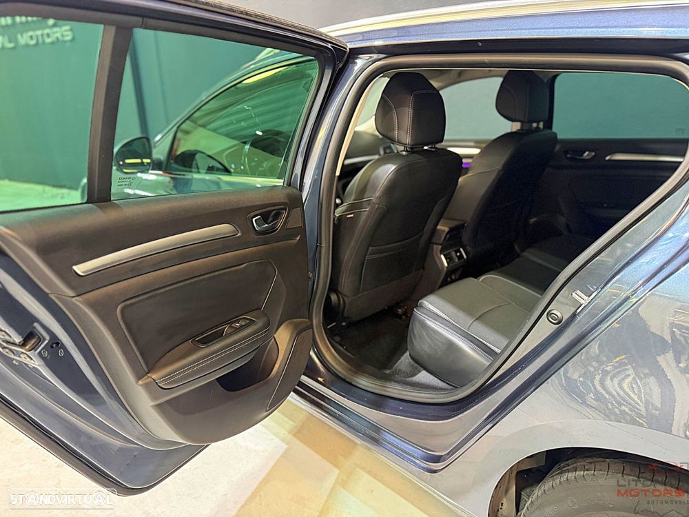 Renault Mégane Sport Tourer 1.6 E-Tech Plug-In Intens - 16