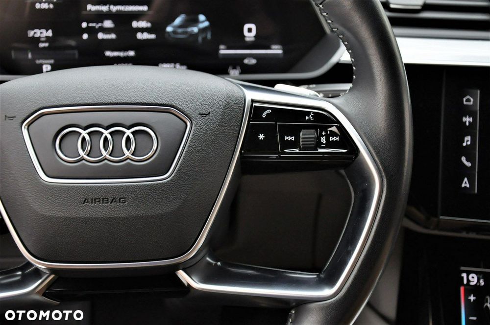 Audi e-tron Sportback - 21