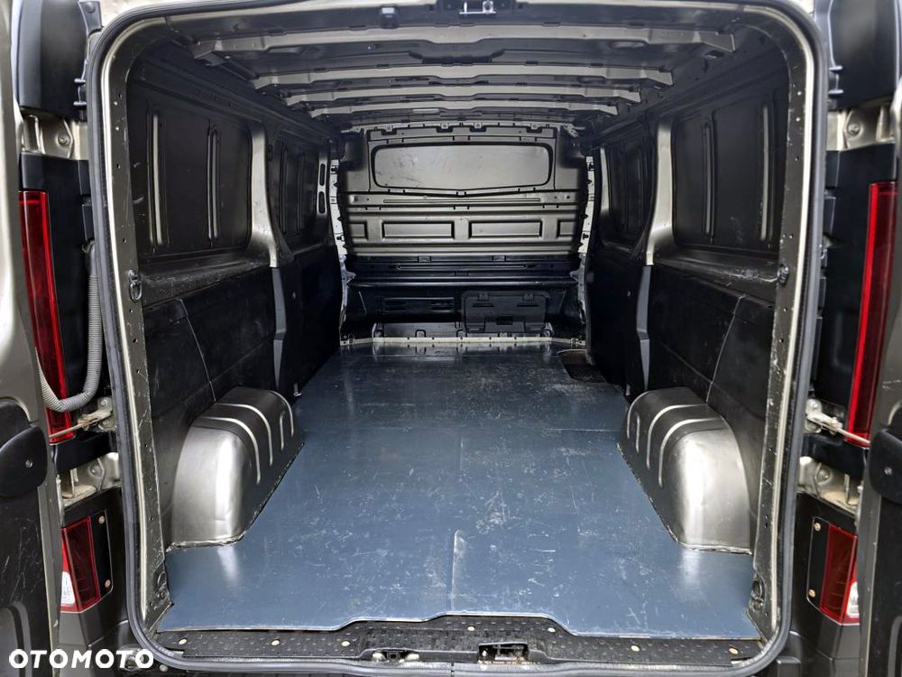 Renault Trafic - 27