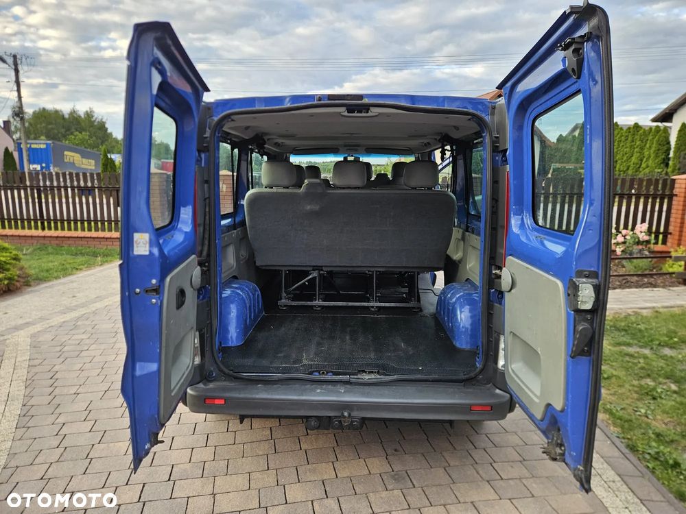 Opel Vivaro L2H1 2.9t - 11