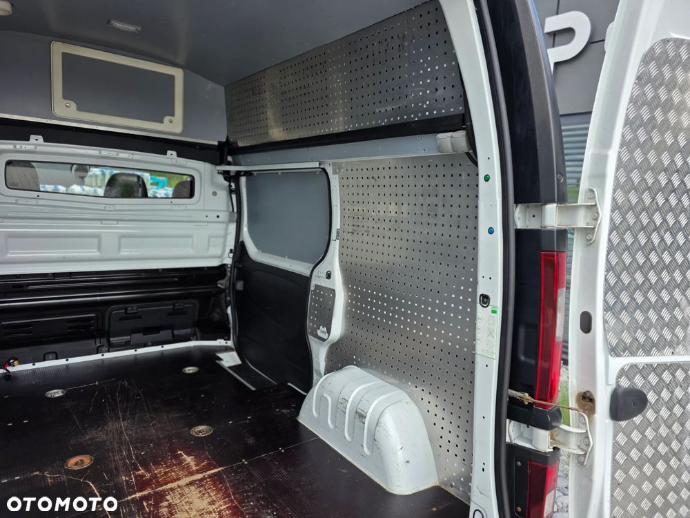 Renault TRAFIC Vivaro WSOKI 1.6dCi Energy L1H2 Pack Clim VAT 1 BEZWYPADKOWY z Polskiego Salonu Serwisowany Zadbany Egzemplarz - 23
