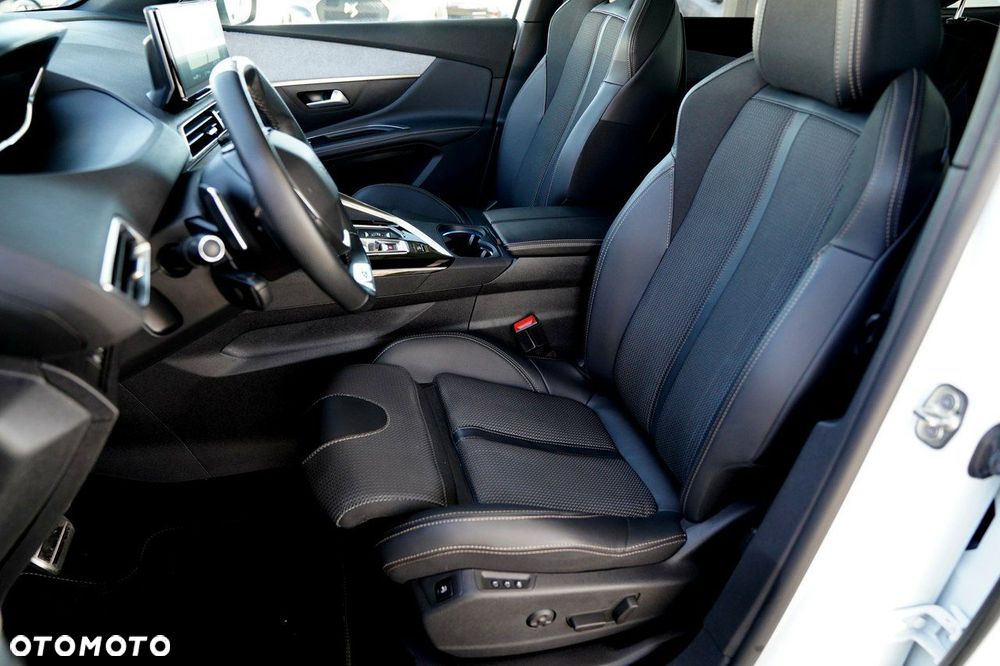 Peugeot 5008 - 22