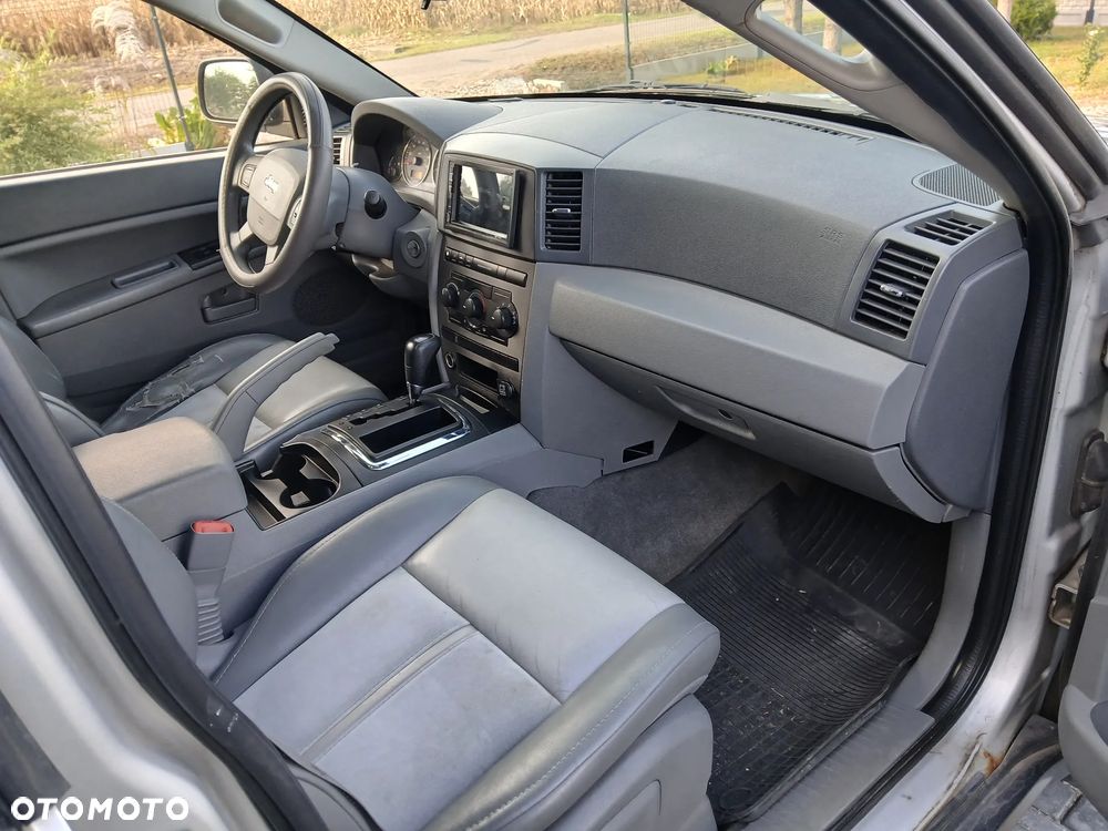 Jeep Grand Cherokee - 7