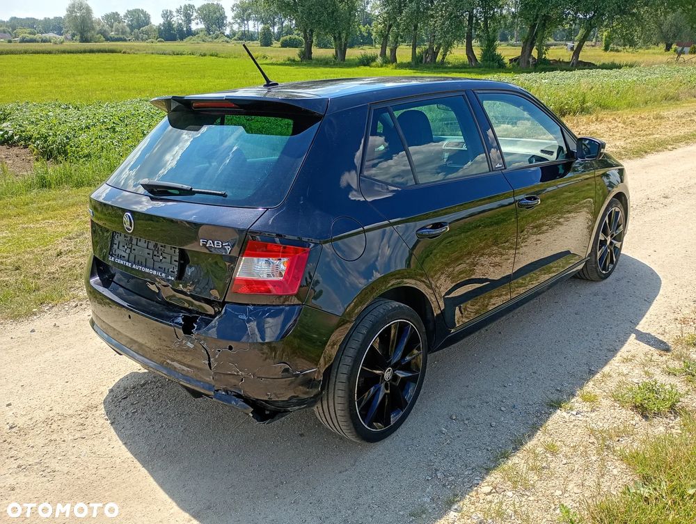 Skoda Fabia 1.0 TSI Monte Carlo - 4