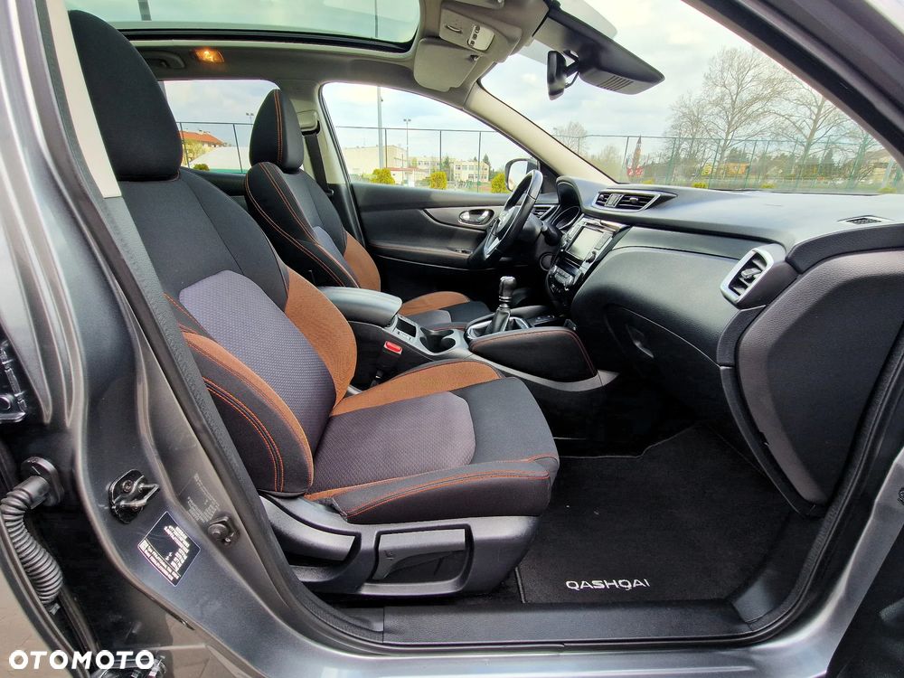 Nissan Qashqai 1.3 DIG-T N-WAY - 26