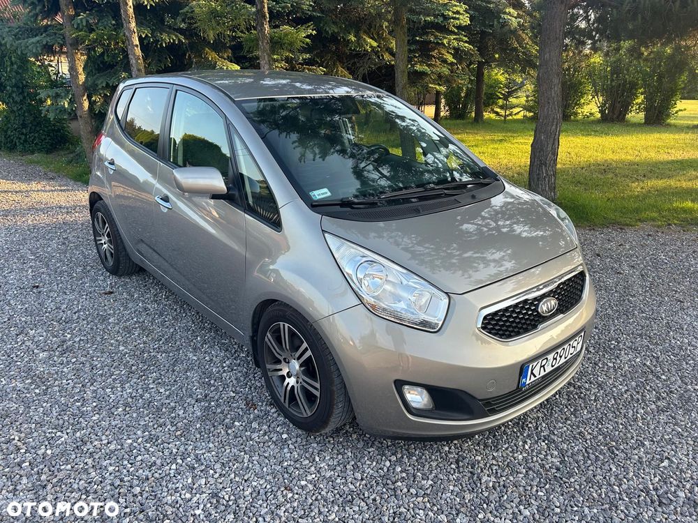 Kia Venga - 1