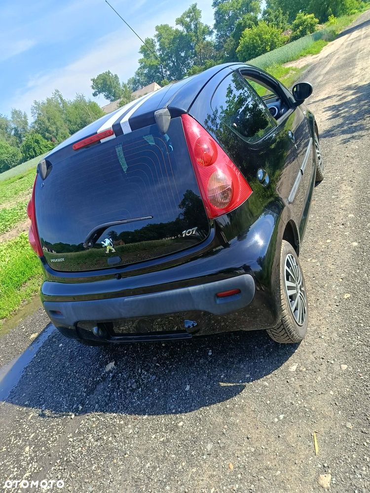 Peugeot 107 - 9