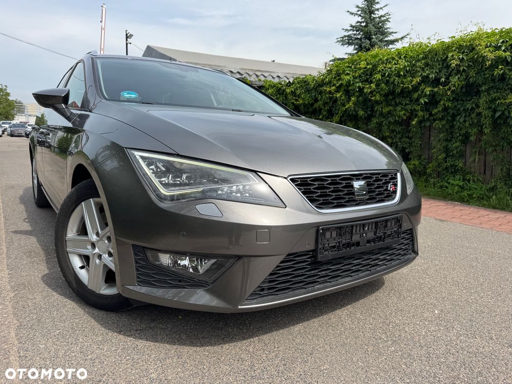 Seat Leon 2.0 TDI DPF Start&Stop DSG FR - 2