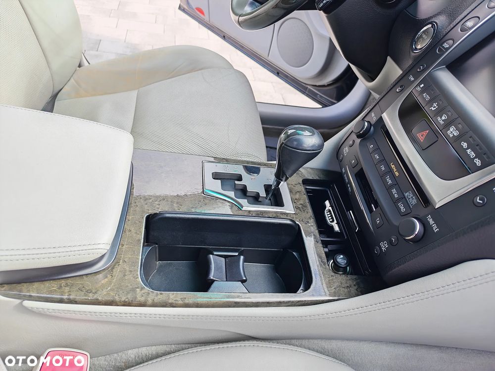 Lexus GS 450h Prestige + - 4