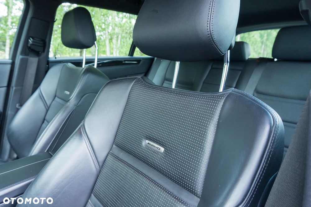 Mercedes-Benz Klasa E 63 AMG T 4Matic AMG Speedshift MCT - 23