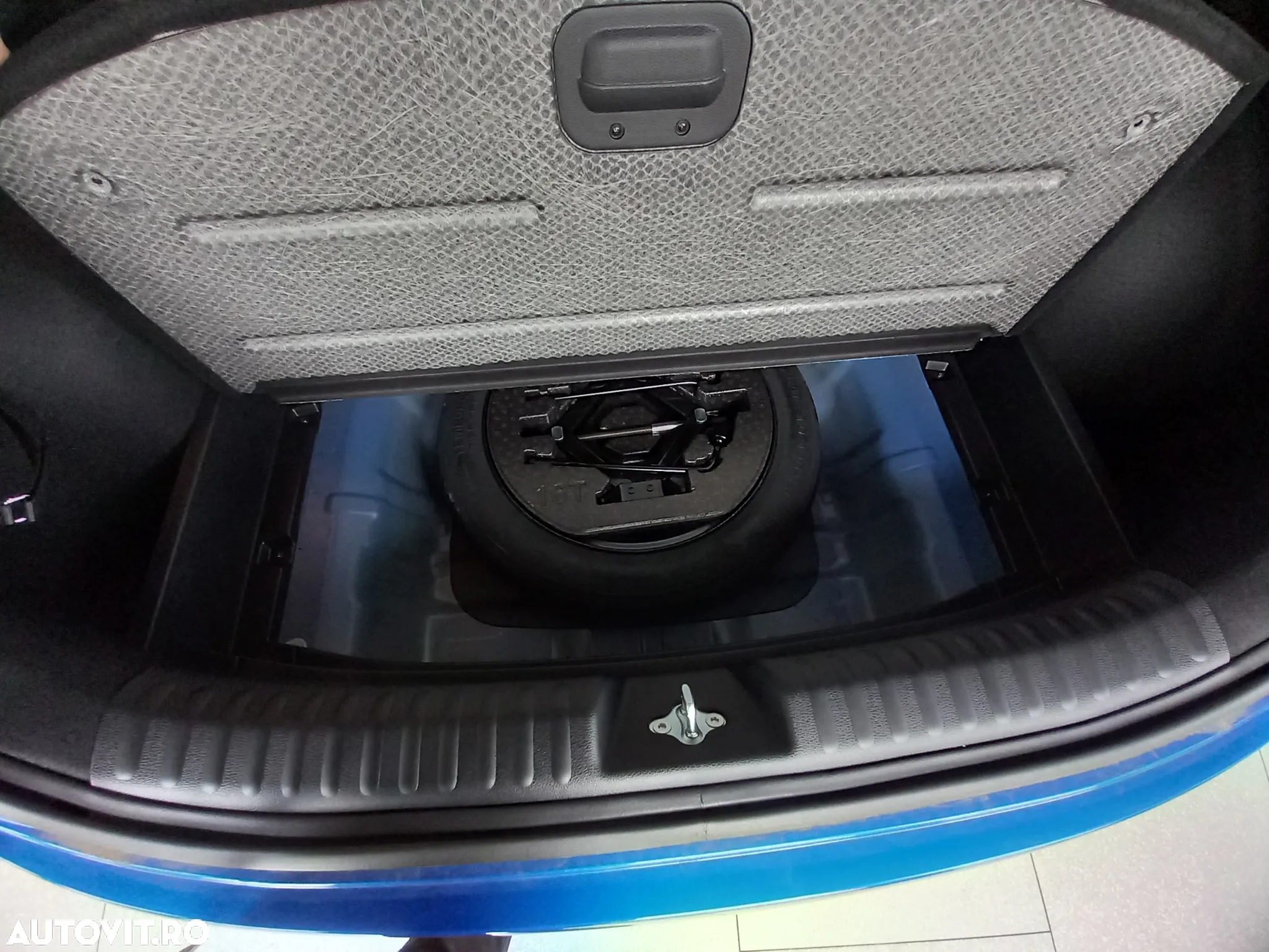 Kia XCeed 1.5 T-GDI 7DCT City - 10