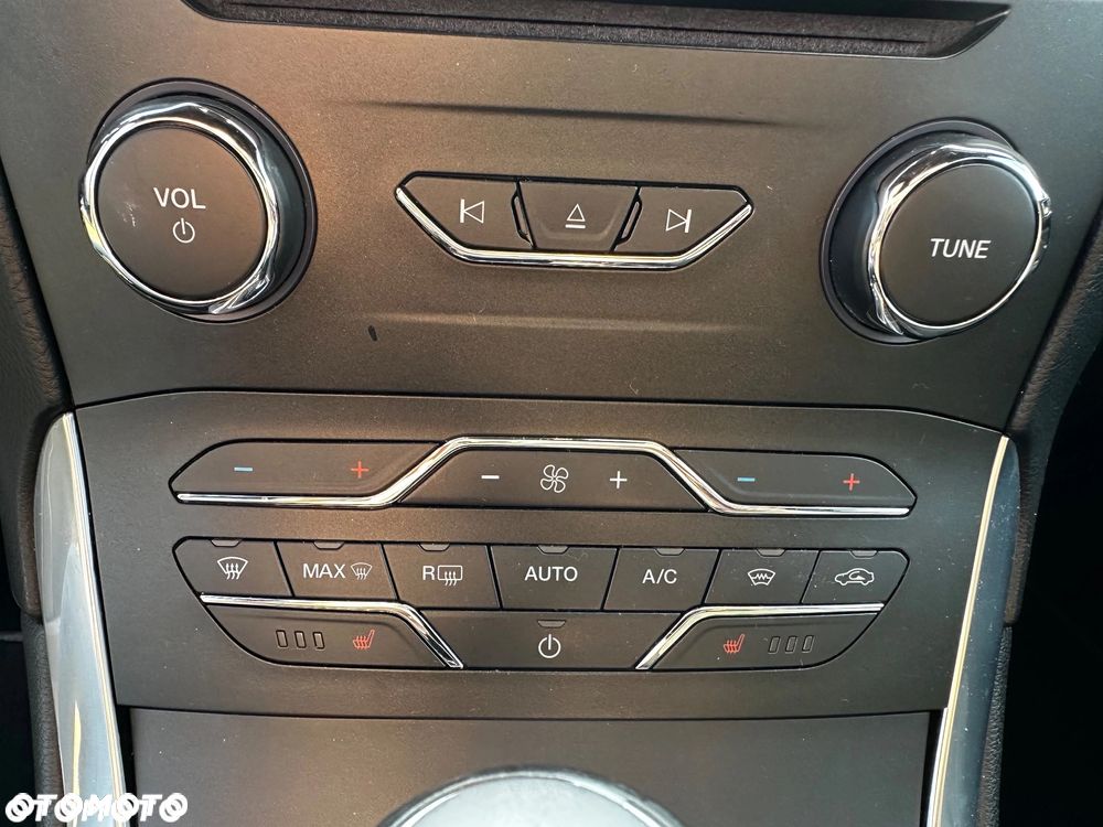 Ford S-Max 1.5 Eco Boost Start-Stopp ST-LINE - 19