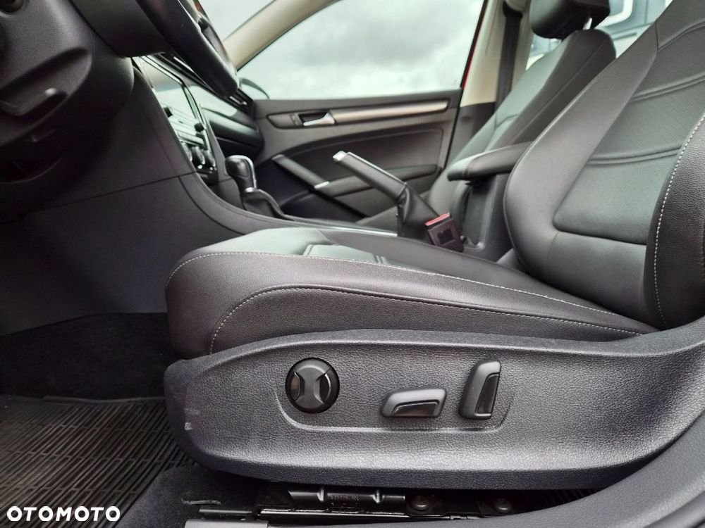 Volkswagen Passat - 10